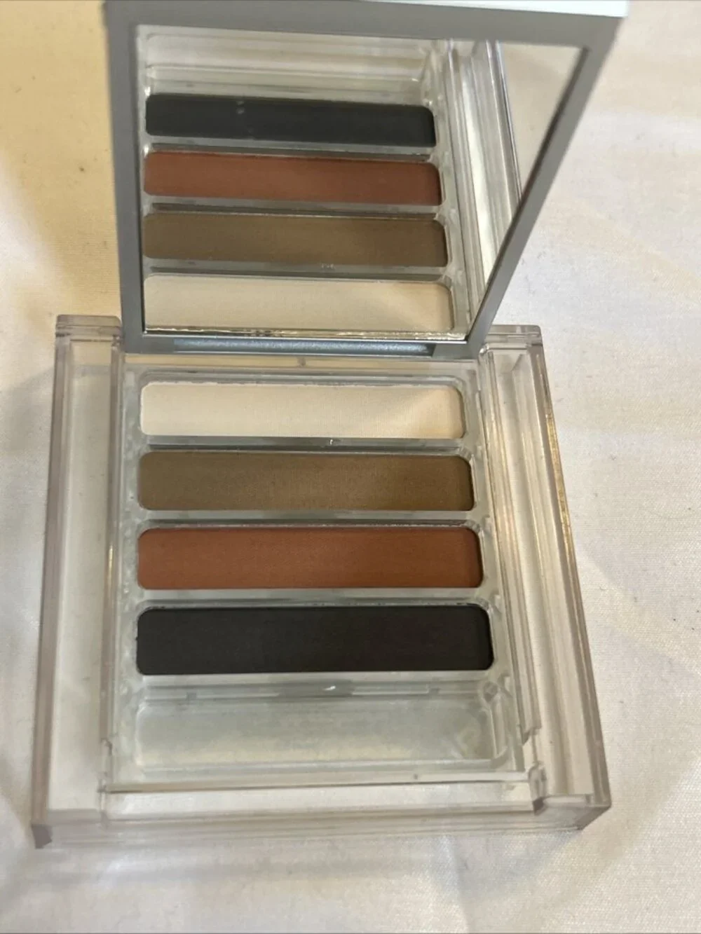 RARE MODELS PREFER  Quad Eyeshadows 